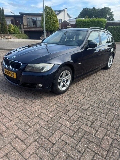BMW 3-Serie 2.0 318 I Touring 105KW 2010 Blauw, Zwart, Blauw, Handgeschakeld, Particulier