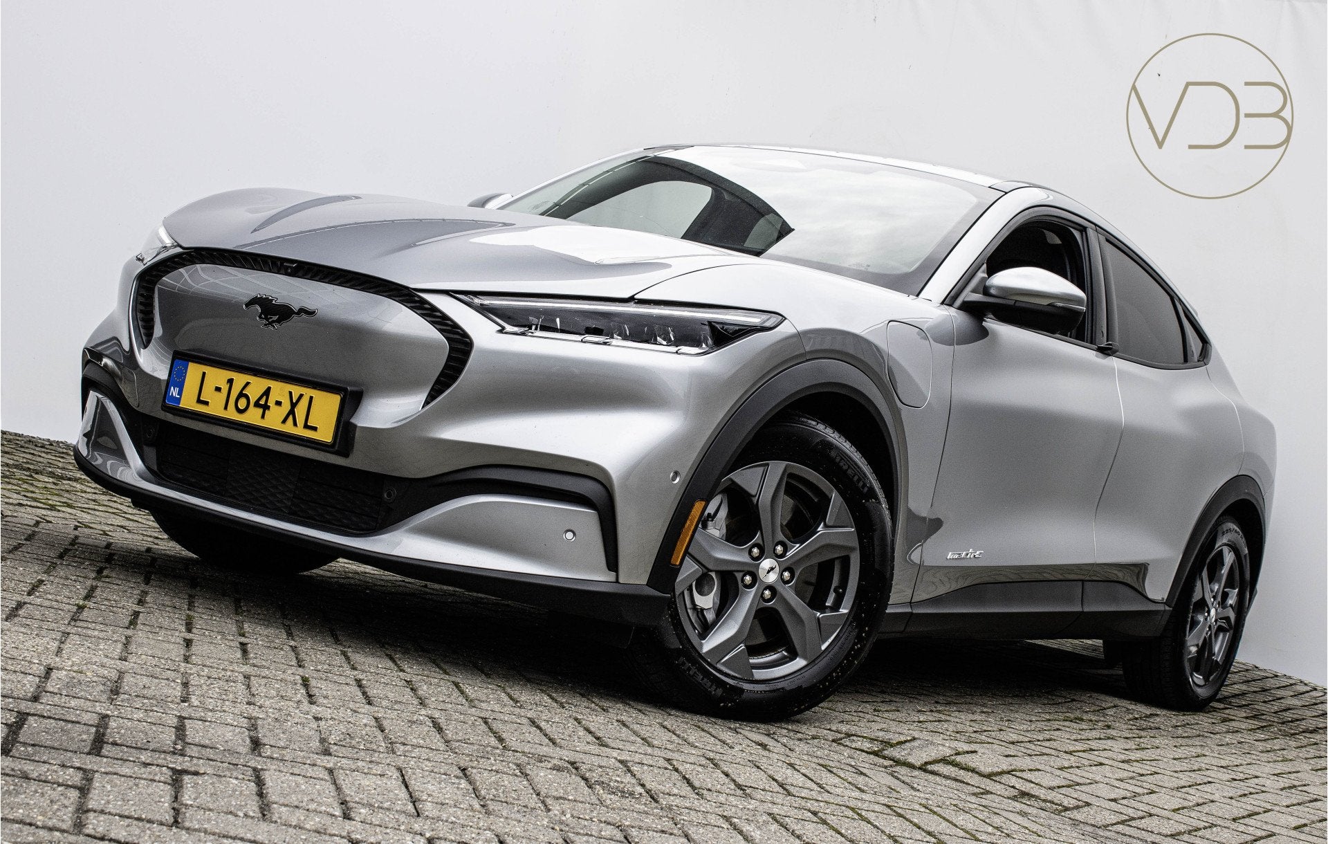 Ford Mustang Mach-E RWD 75 kWh SOH 95% B&O Origineel NL / in, Auto's, Achterwielaandrijving, Gebruikt, 1944 kg, Mustang