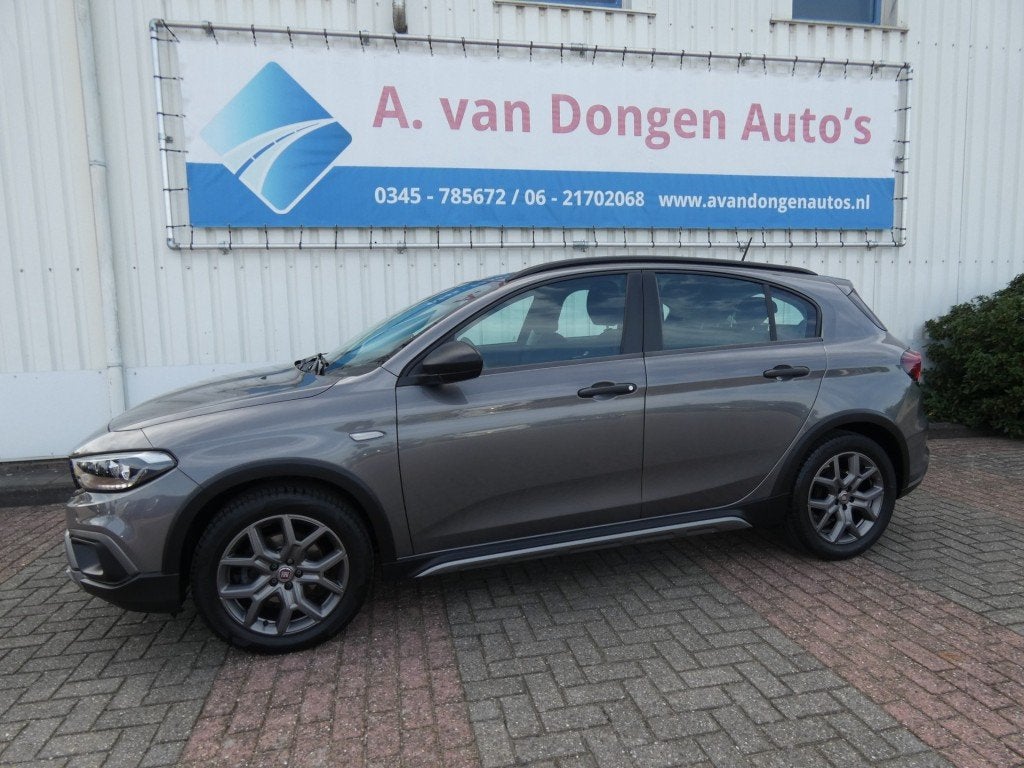 Fiat TIPO 1.0 CITY CROSS,Clima,Cruise,Camera,Lane ASS,Trhaak