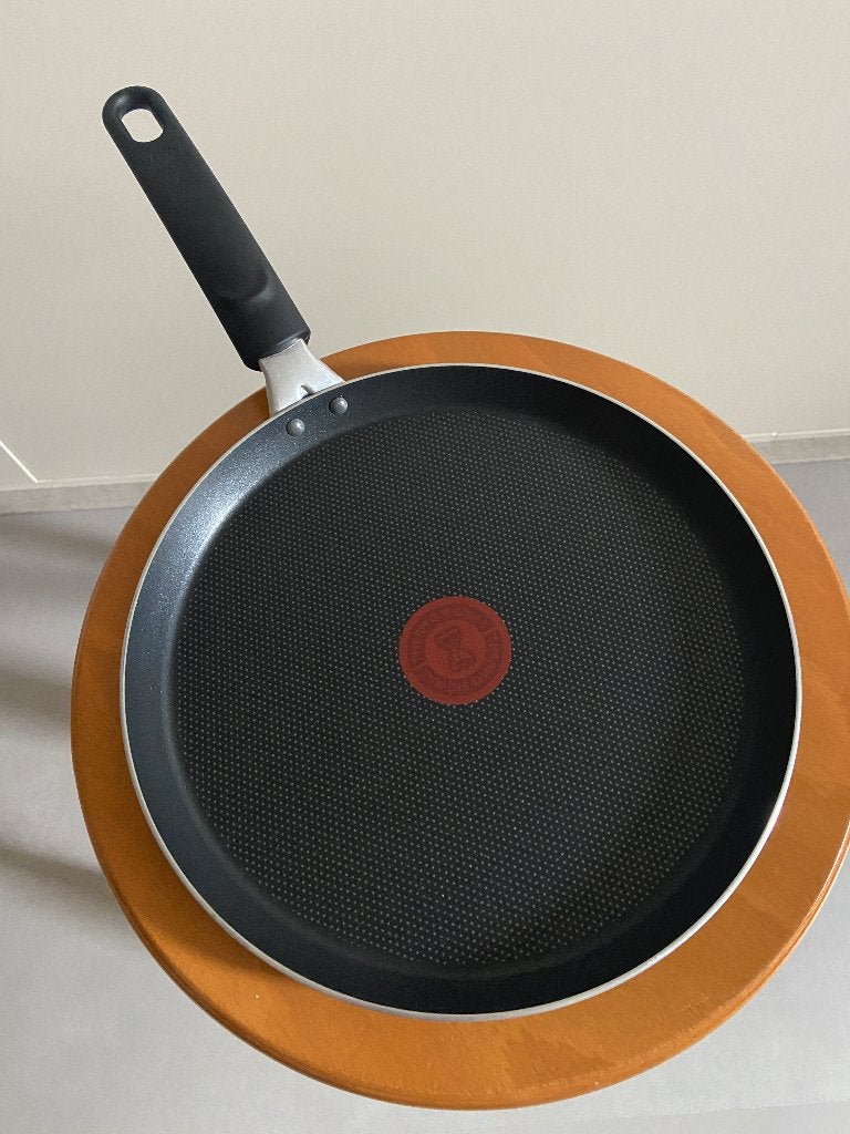 TE KOOP: Tefal pannenkoeken pan nieuw, Huis en Inrichting, Keuken | Potten en Pannen, Tefal, Antiaanbaklaag, Nieuw, Ophalen