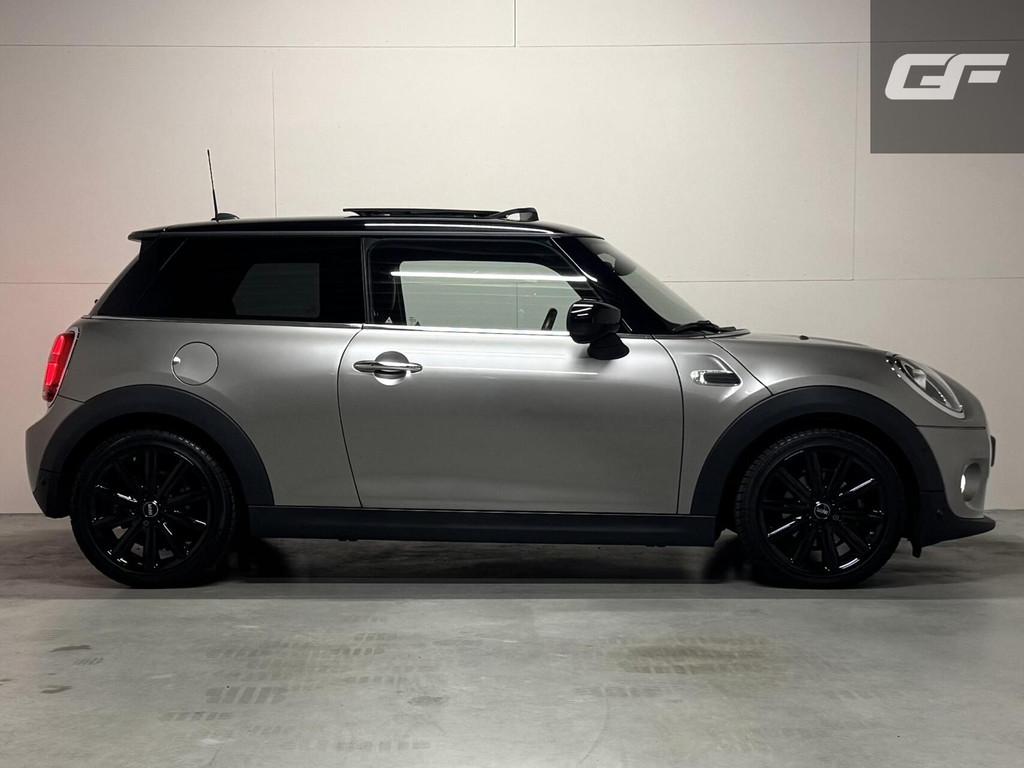 Mini Mini 1.5 Cooper 60 Years Edition Pano HUD H/K Leer, Auto's, Mini, 136 pk, Gebruikt, Met garantie (alle), 4 stoelen