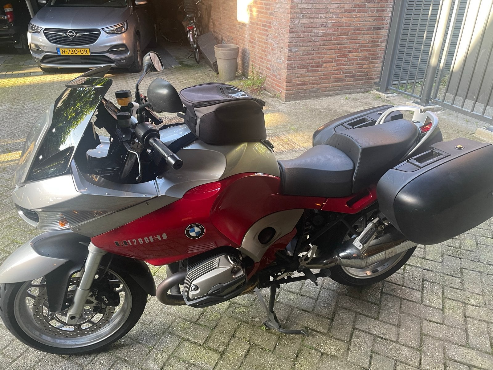 BMW R1200ST - 77.000KM - Zie omschrijving, 2 cilinders, Motorrijbewijs A, Particulier, Meer dan 35 kW