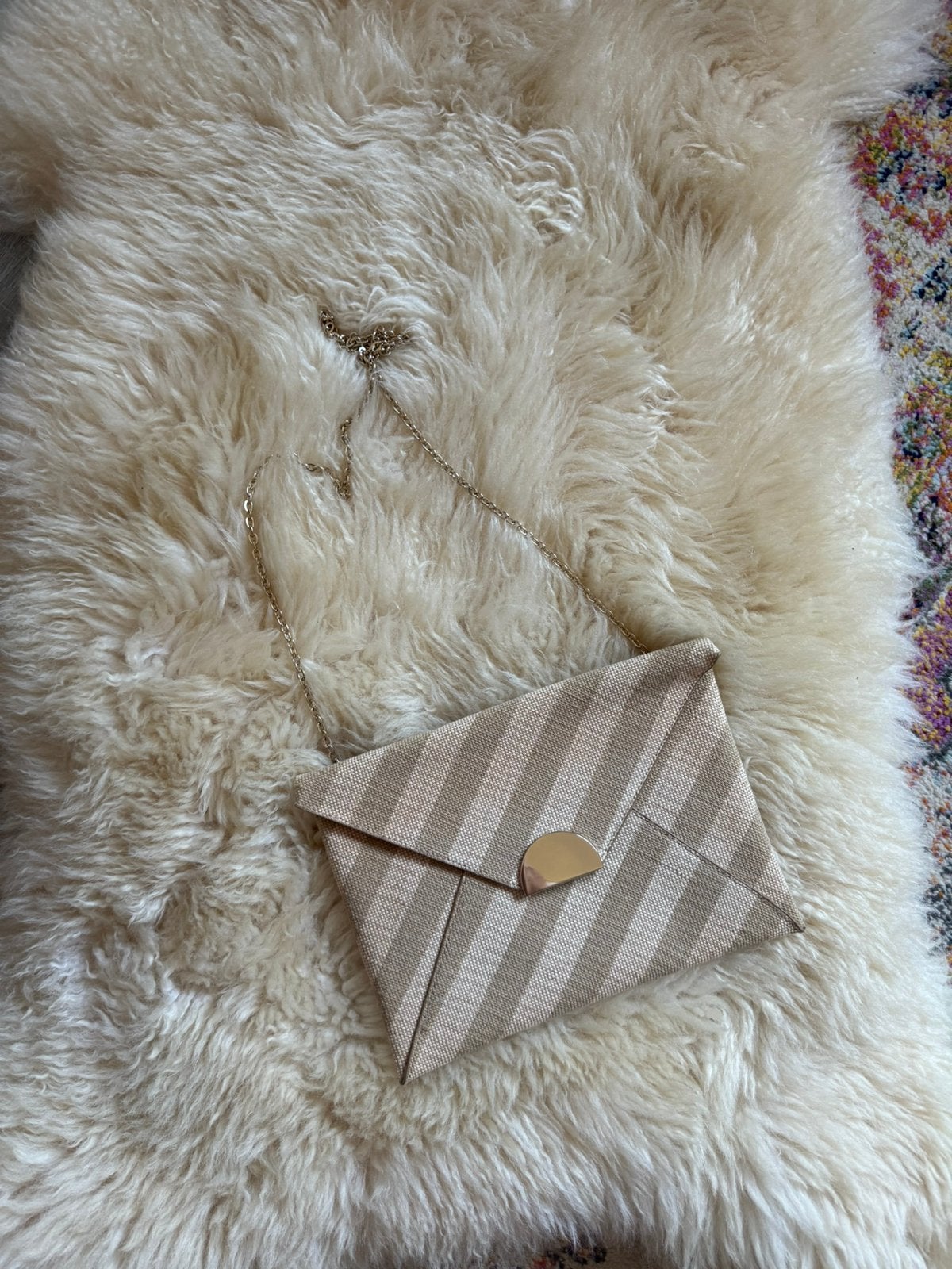 H&M clutch / handtas beige gestreept, Ophalen of Verzenden, Zo goed als nieuw, Beige, Overige typen