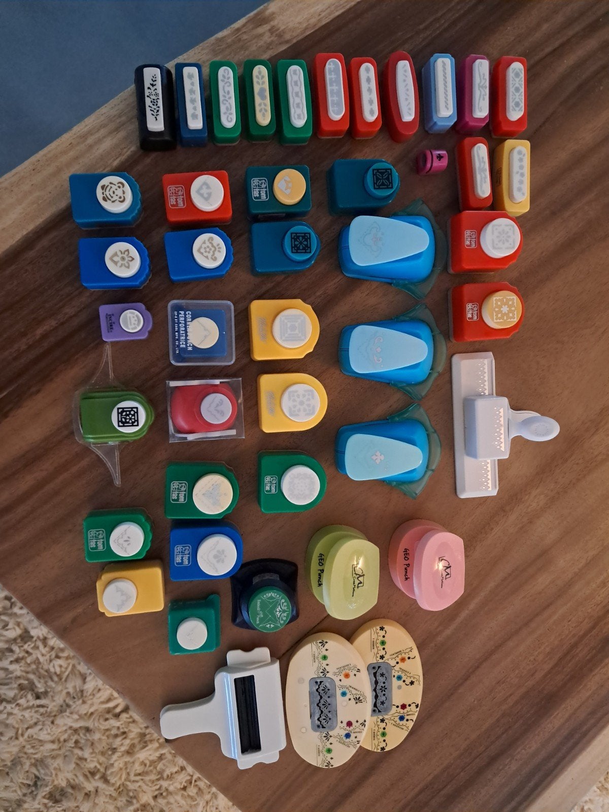 Grote collectie perforators voor knutselprojecten, Gebruikt, Geschikt voor karton, Meerkleurig, Ophalen of Verzenden