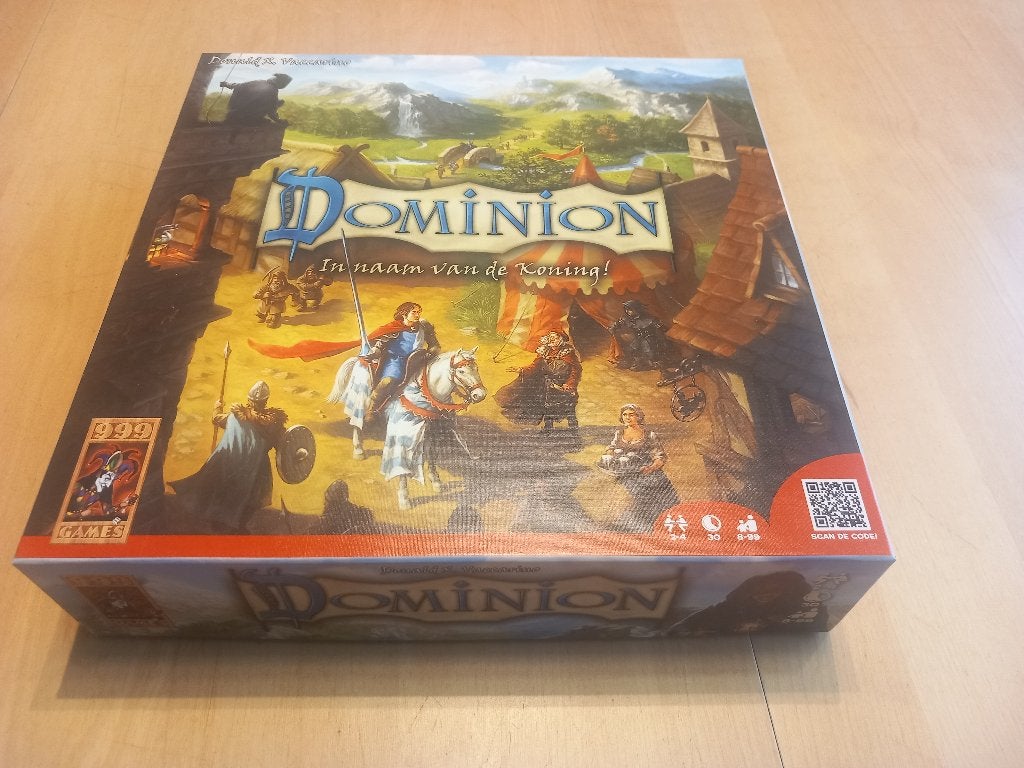Dominion kaartspel, Een of twee spelers, Ophalen of Verzenden, Zo goed als nieuw, 999 Games