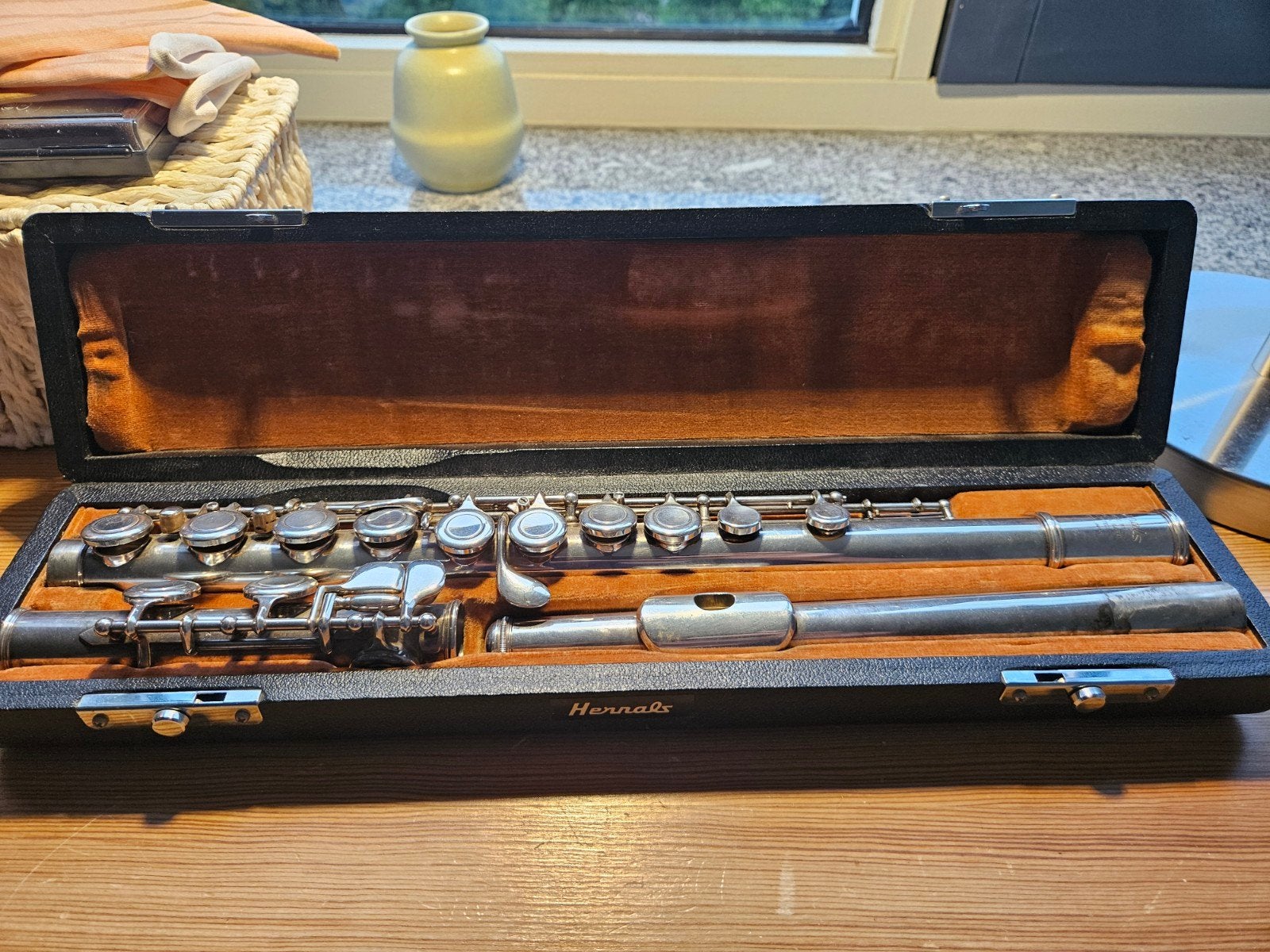 Hernals S100 Dwarsfluit uit 1979 - Ideaal voor beginners, Muziek en Instrumenten, Ophalen of Verzenden, Gebruikt, Dwarsfluit, Met koffer of tas