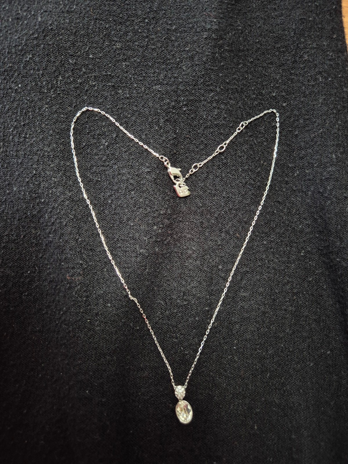 Swarovski ketting met kristallen Swarovski-kristal hanger, Sieraden, Tassen en Uiterlijk, Ophalen of Verzenden, Zo goed als nieuw