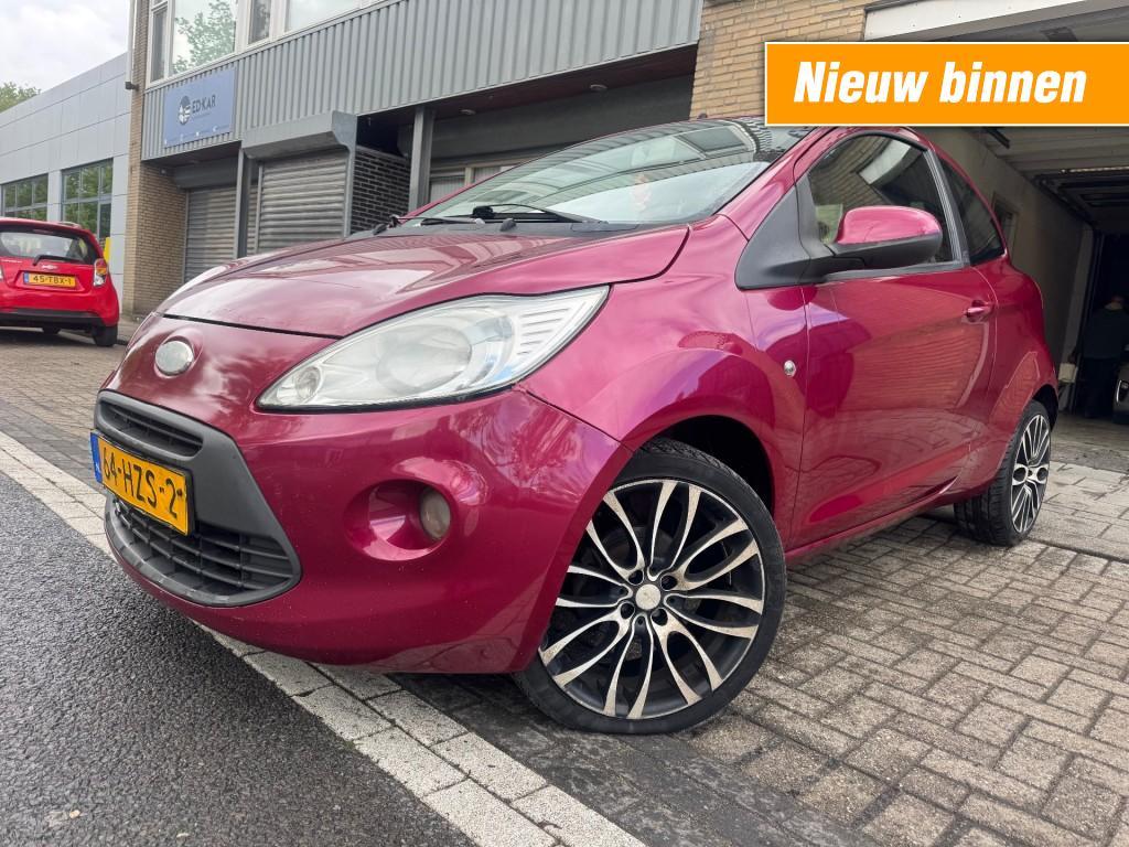 Ford KA 1.2 Titanium Airco 17 inch LMV GOEDKOPE INRUIL AUTO, Voorwielaandrijving, Elektrische ramen, Gebruikt, 1242 cc