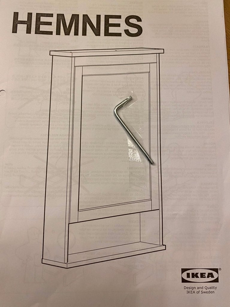 IKEA HEMNES spiegelkast / badkamerkast – €50 ZGAN, Huis en Inrichting, Badkamer | Badkamermeubels, Ophalen, Spiegelkast, 50 tot 100 cm
