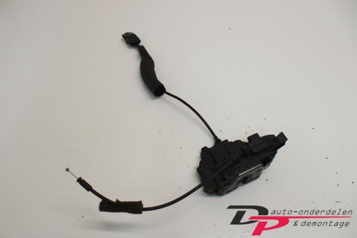 Deurslot Mechaniek 4Deurs rechts-voor van een Renault Megane