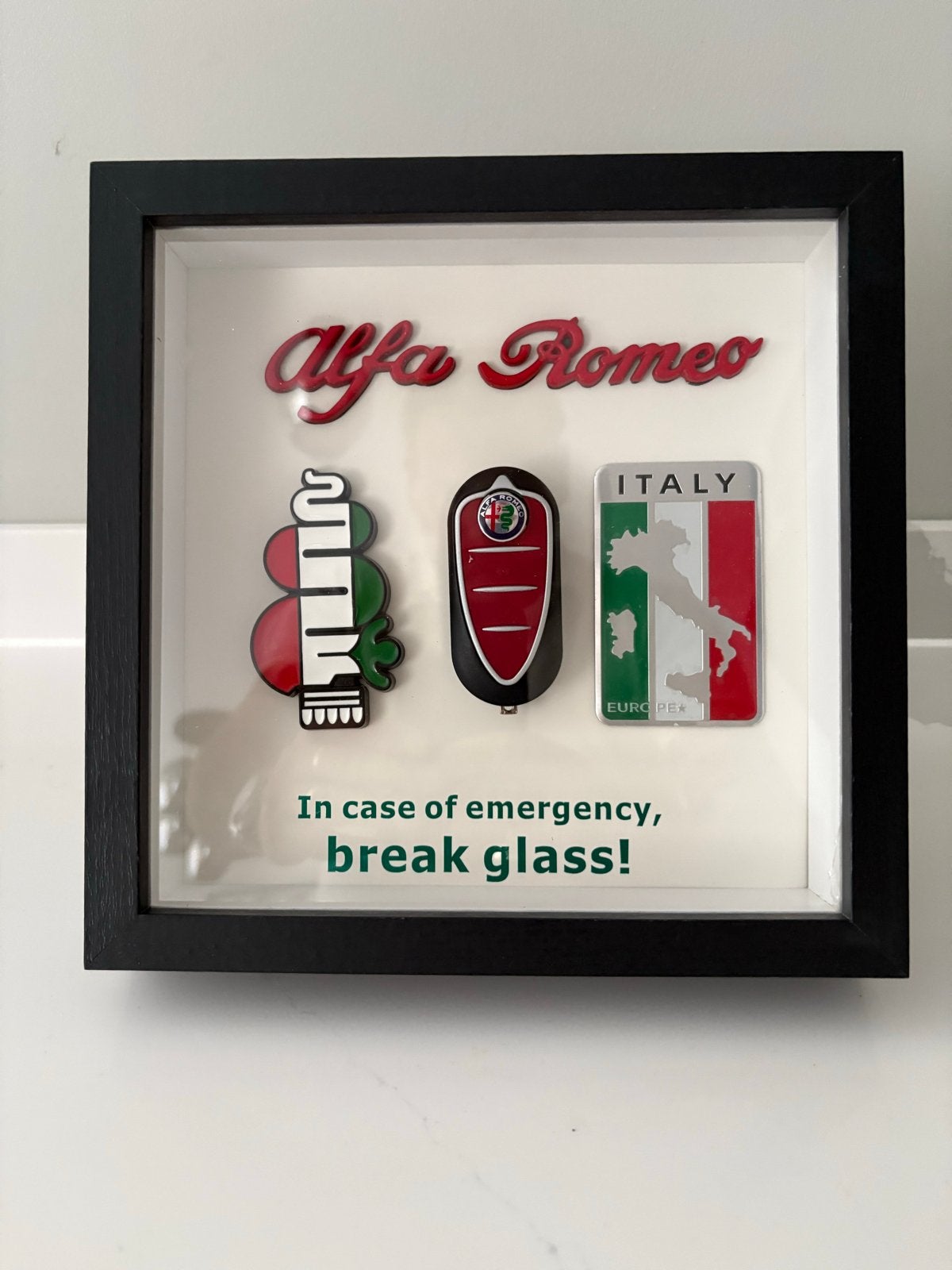 Unieke Alfa Romeo sleuteldisplay - In geval van nood, Verzenden, Zo goed als nieuw, Reclamebord