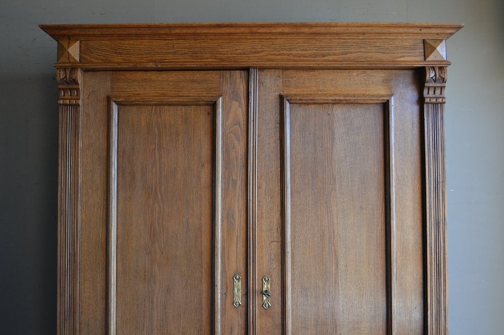 Prachtige antieke eiken houten kast., Verzenden