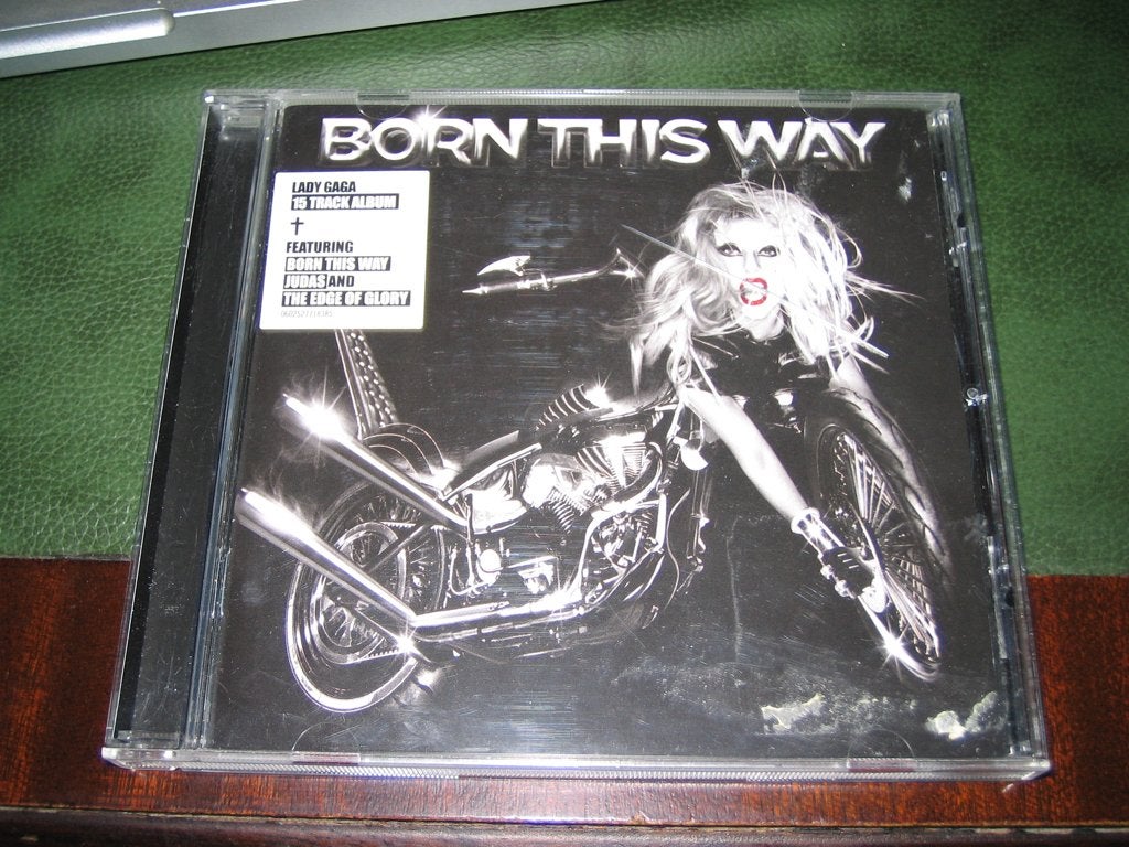 Lady Gaga – Born this way -, Ophalen of Verzenden, Gebruikt