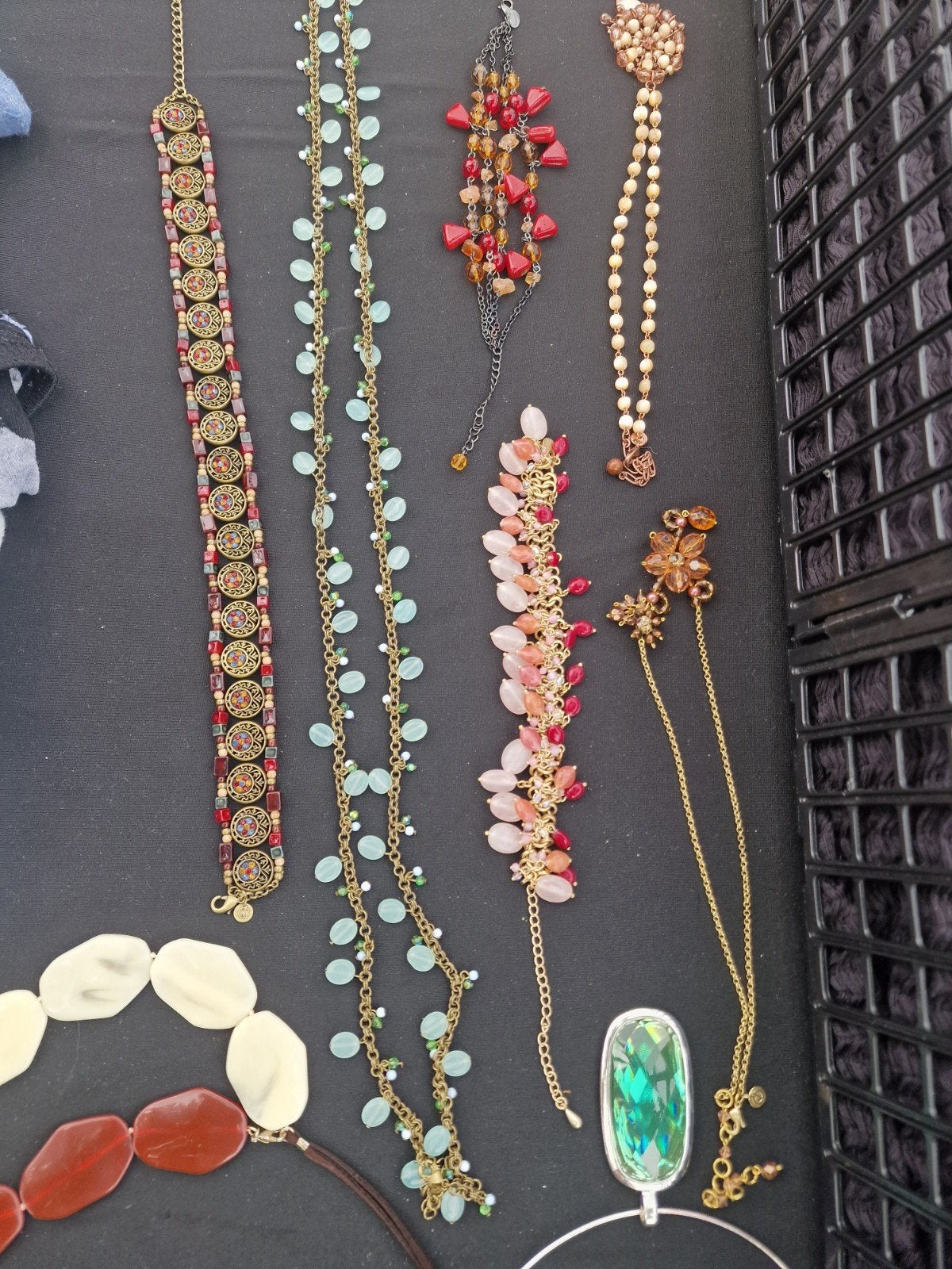 Diverse sieraden: kettingen, armbanden en hangers, Ophalen, Overige materialen, Overige kleuren, Nieuw