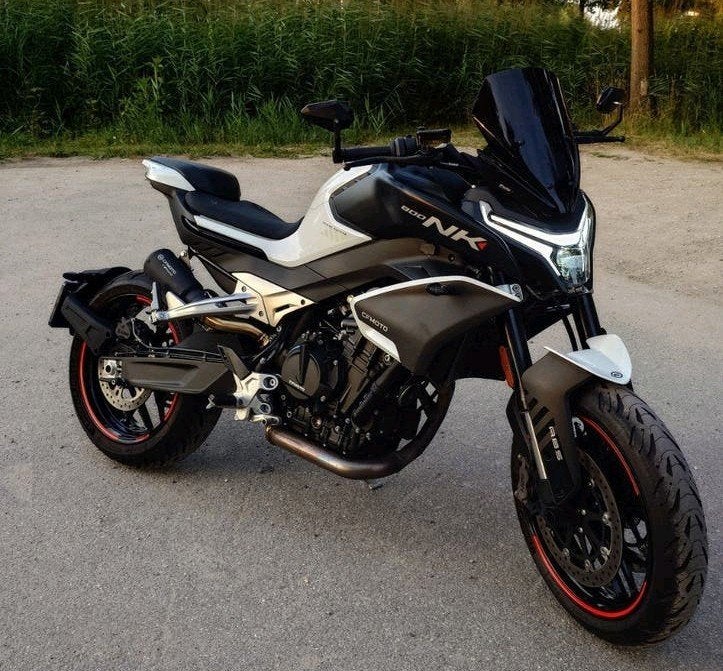 CFMOTO 800NK ADVANCED - Sportieve High-tech Naked Bike, Motoren, Particulier