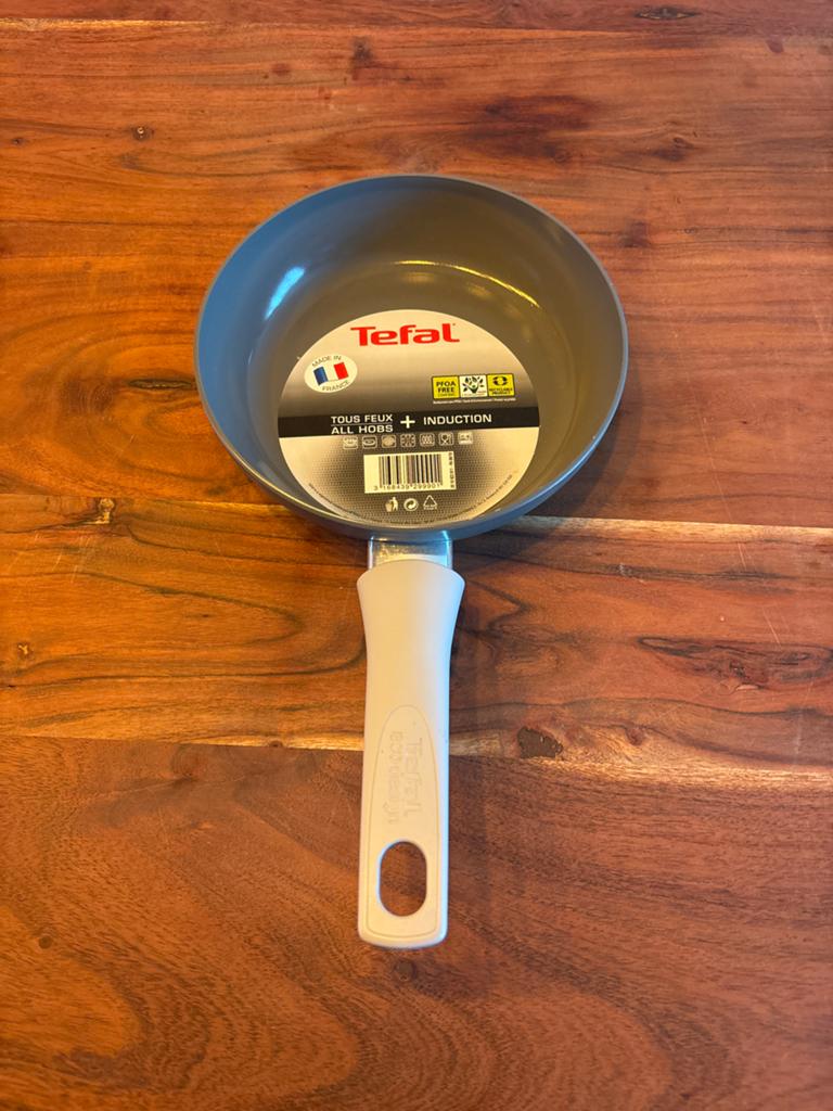 Tefal Koekenpan - Nieuw - Inductie geschikt, Inductieplaat, Ophalen of Verzenden, Koekenpan of Braadpan, Nieuw