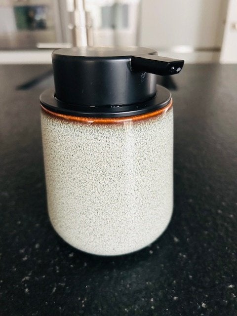 Geglazuurd Porselein zeeppomp- Zeepdispenser, Ophalen of Verzenden, Nieuw