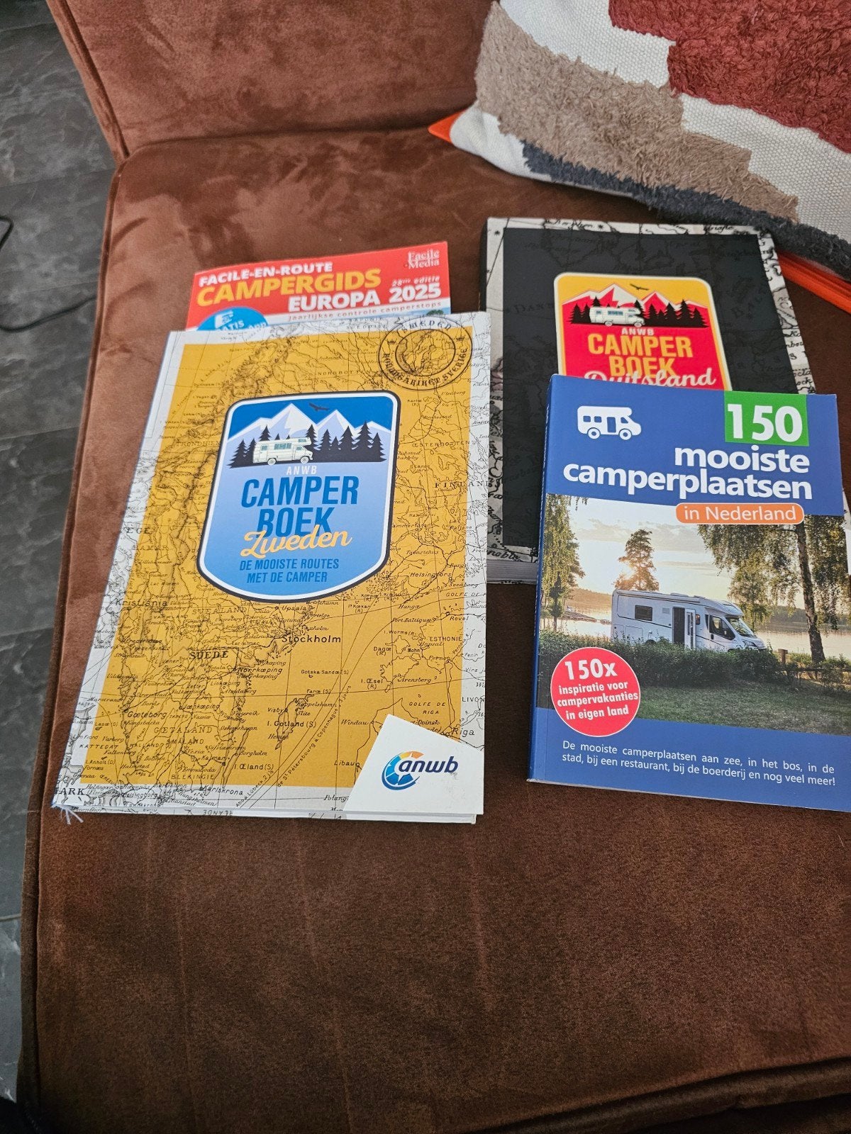 Div camperboeken, Ophalen