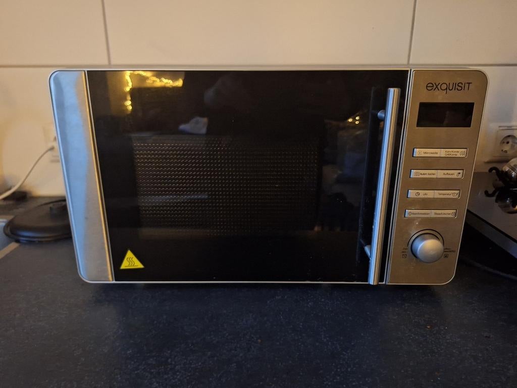Exquisit Combimagnetron - Zeer goede staat, Witgoed en Apparatuur, Magnetrons, Ophalen, Combimagnetron, Grill, Zo goed als nieuw