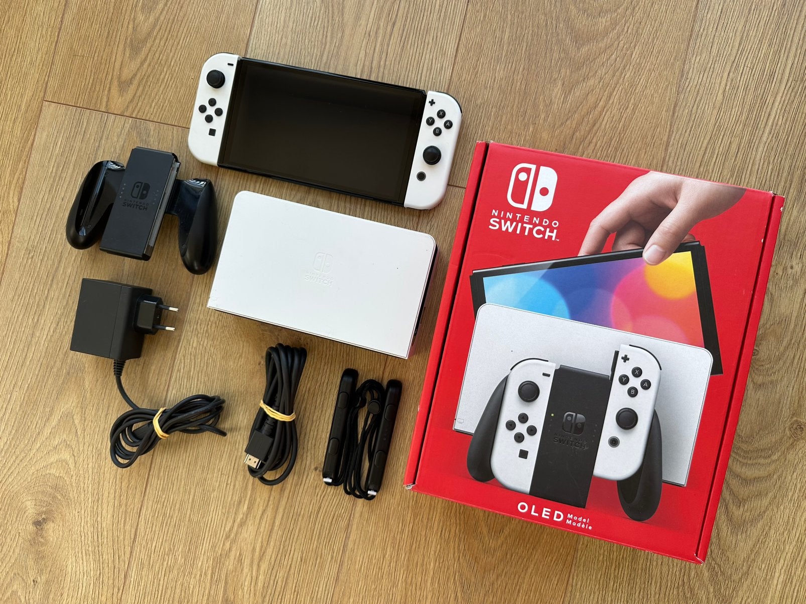 Nintendo Switch OLED Compleet In Doos Nette Staat!!!, Ophalen of Verzenden, Zo goed als nieuw