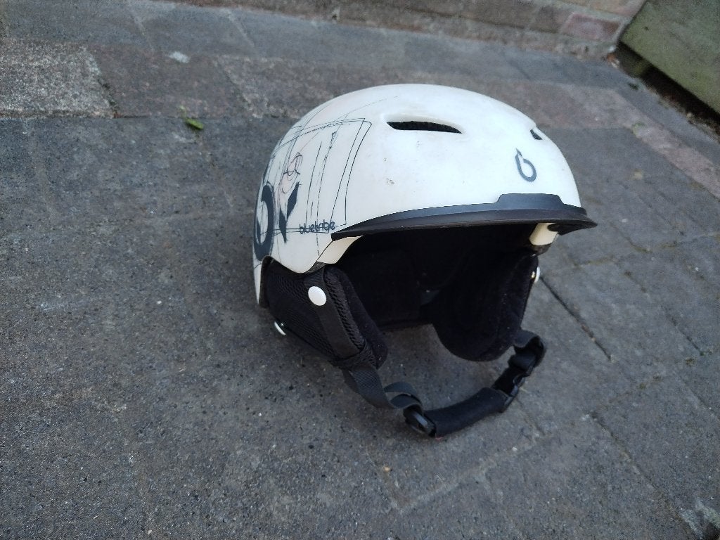 Blue Tribe helm, door mij gebruikt als skihelm, Ophalen, Gebruikt