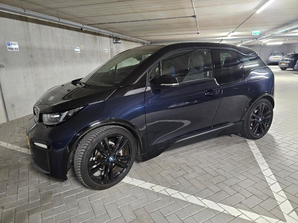 BMW i3s 184pk (120 Ah) Aut 2019 Blauw/Zwart 20Inch, Auto's, BMW, Automaat, 50 €/maand, Elektrisch, Grijs