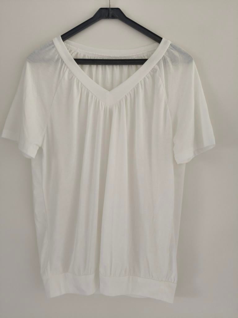 Witte Top.  Z.g.a.n.  L, Maat 38/40 (M), Wit, Ophalen of Verzenden, Zo goed als nieuw