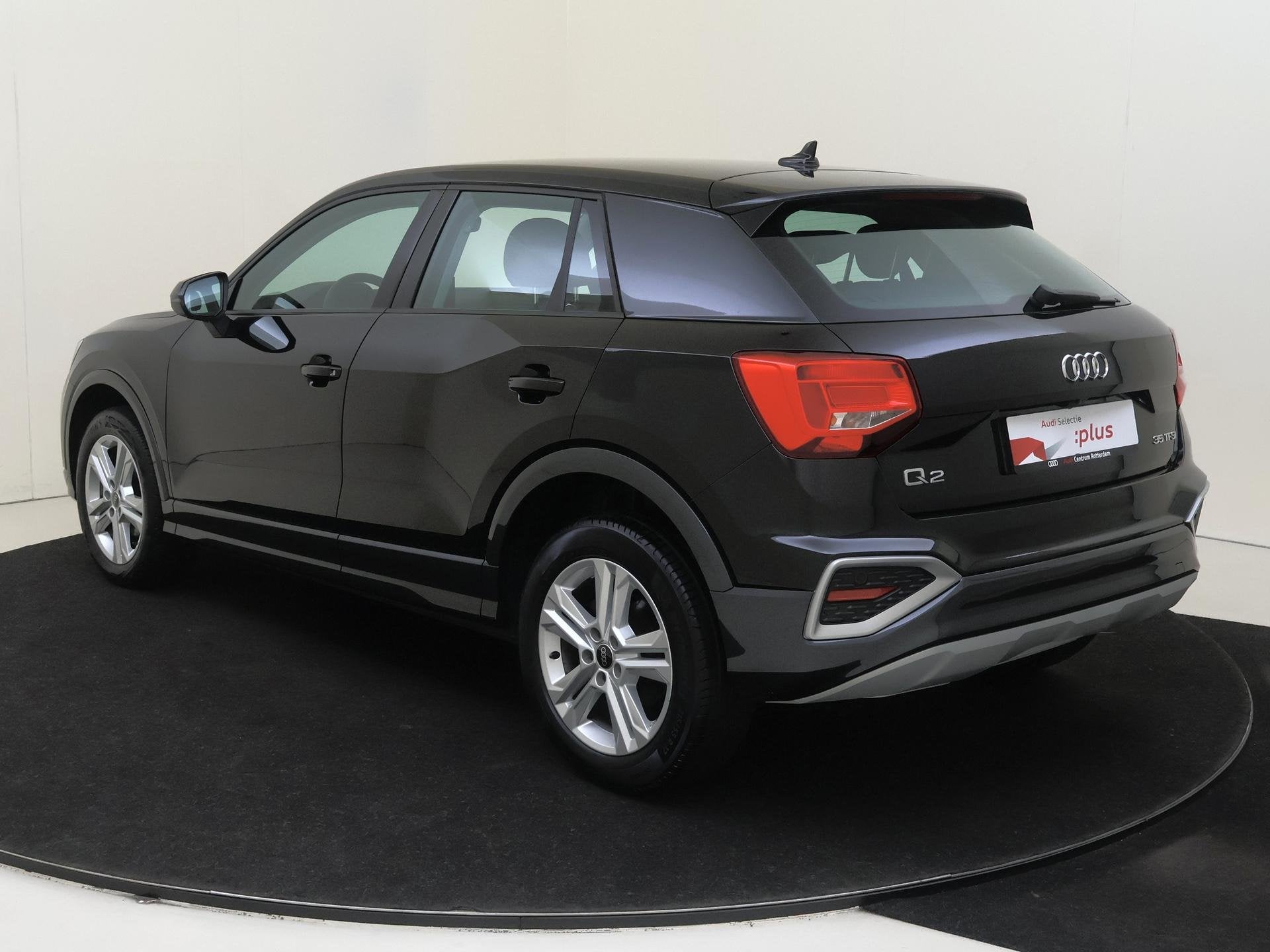 Audi Q2 35 TFSI Advanced edition | Achteruitrijcamera | Stoe, Stof, Zwart, Origineel Nederlands, Bedrijf