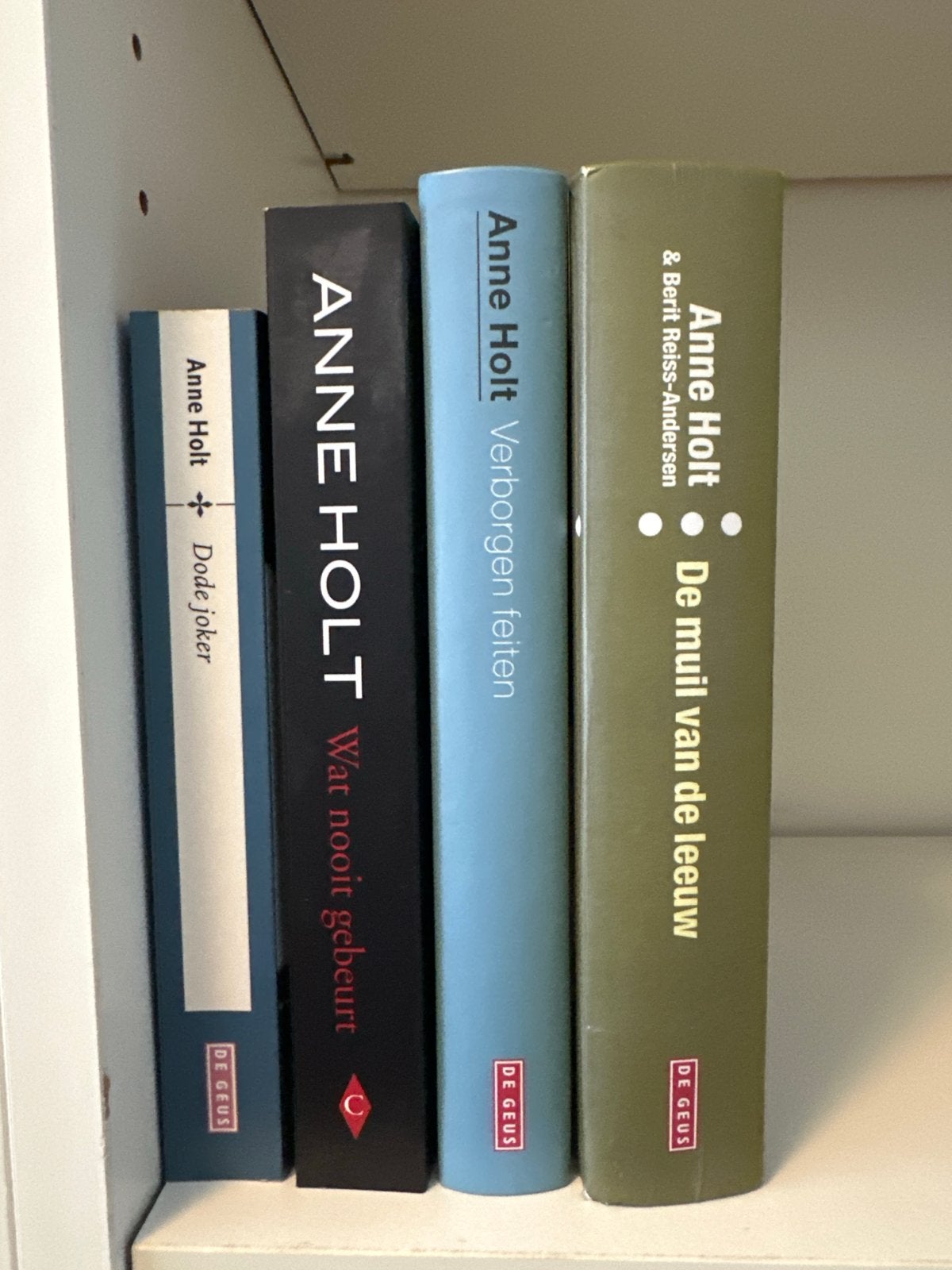 Anne Holt Boeken - Dode Joker, Wat nooit gebeurt, Verborgen, Ophalen of Verzenden, Gelezen