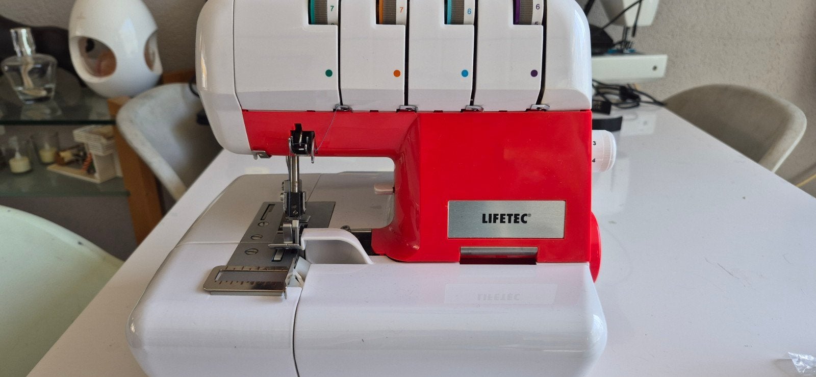 Overlock naaimachine., Hobby en Vrije tijd, Naaimachines en Toebehoren, Ophalen, Zo goed als nieuw, Lockmachine, Overige merken