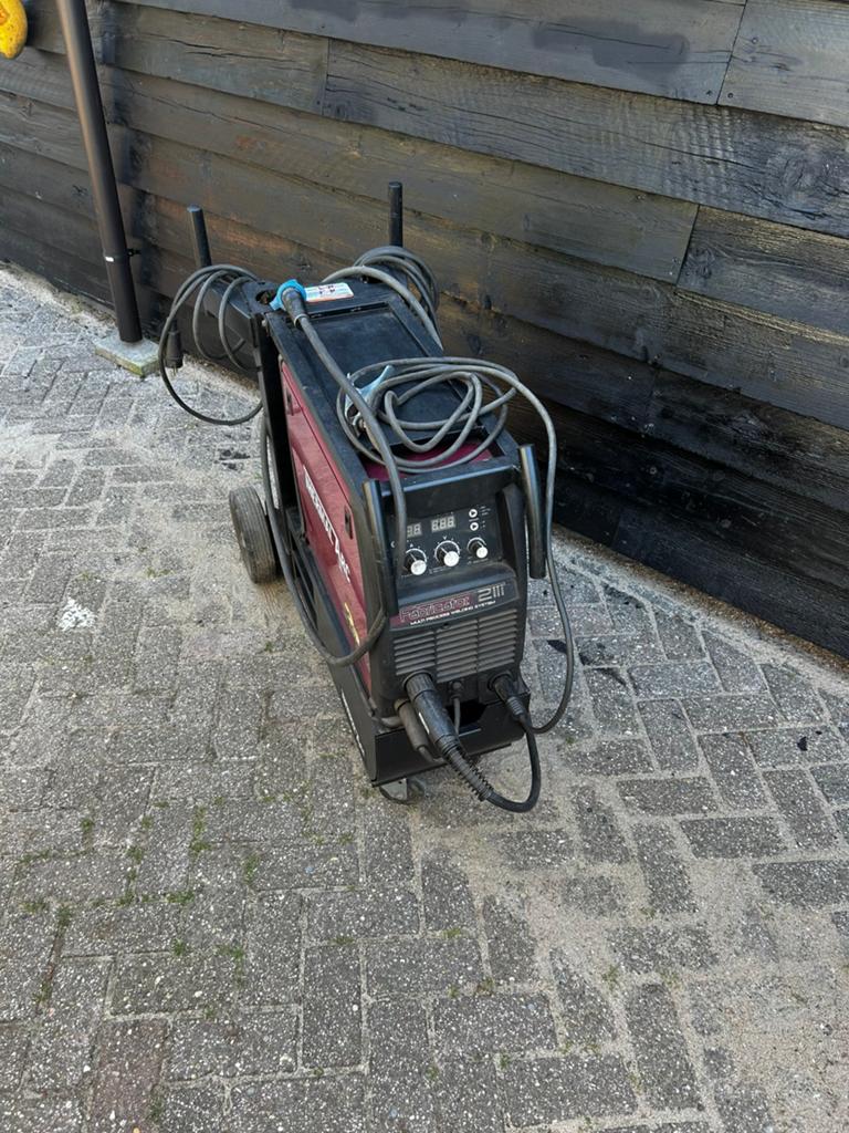 Mig Mag lasapparaat,Thermal arc Fabricator 211 I lasapparaat, Ophalen, Gebruikt, 150 tot 250 ampère, Inverter