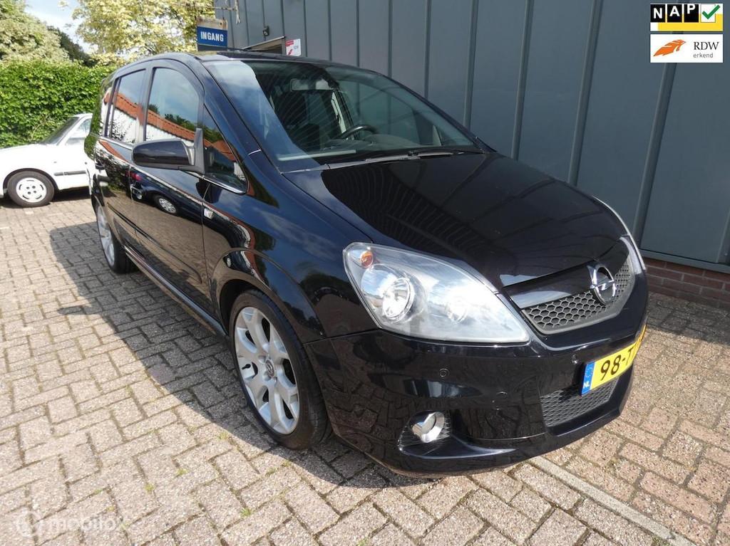 Opel Zafira 2.0 T OPC NAP//CRUISE//AIRCO//OPC//CV+AB//TREKHA, Voorwielaandrijving, 1998 cc, 4 cilinders, Zwart
