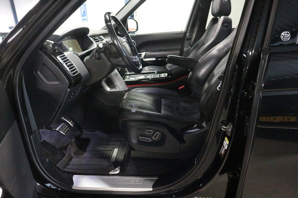Land Rover Range Rover 4.4 SDV8 / BLACK ON BLACK / MASSAGE /, Automaat, Euro 5, Gebruikt, 8 cilinders