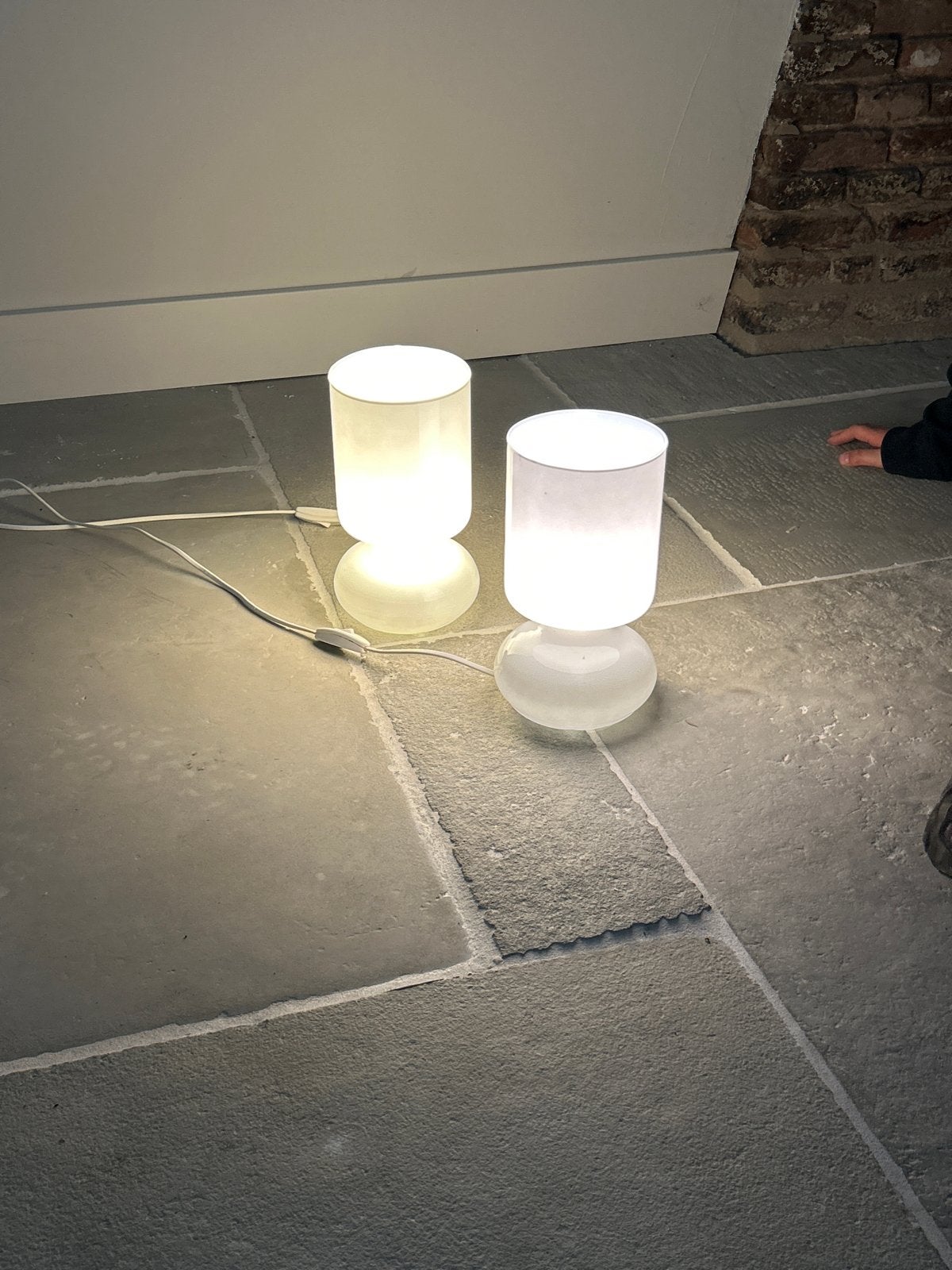 Set van 2 Witte Nachtkastlampjes, Ophalen, Nachtlamp, Wit, Glas