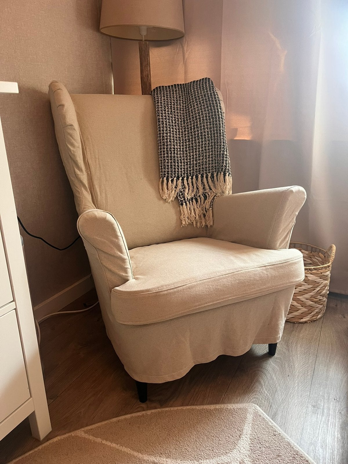 Ikea strandmon fauteuil stoel, Ophalen, Zo goed als nieuw, 75 tot 100 cm, 50 tot 75 cm