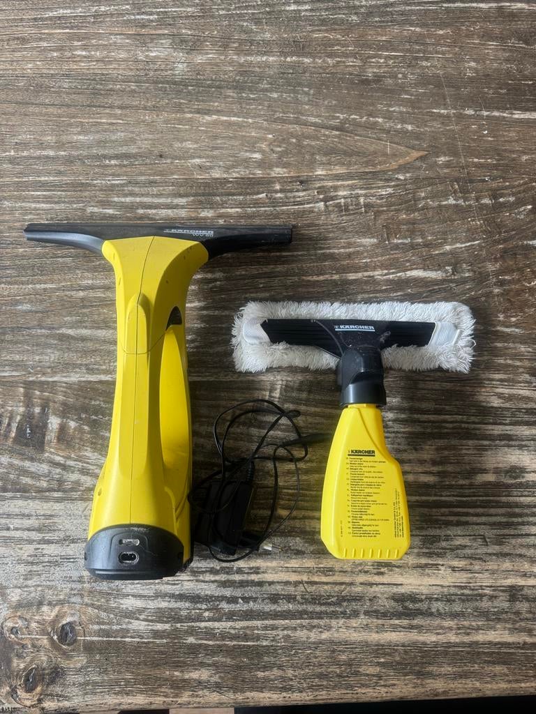 Kärcher WV 5 Plus N Raamwisser met Sprayflacon, Ophalen of Verzenden, Raamwisser of Trekker