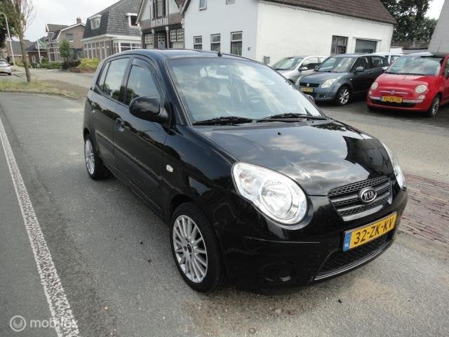 Kia Picanto 1.0 X-tra nwe apk, Voorwielaandrijving, Elektrische ramen, 4 cilinders, 400 kg