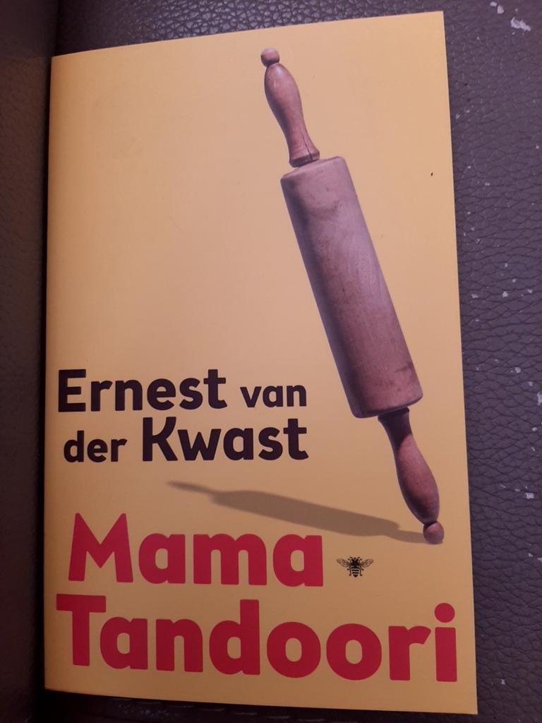Mama Tandoori - Ernest van der Kwast (Boek), Boeken, Ophalen of Verzenden, Gelezen, Ernest van der Kwast, Nederland