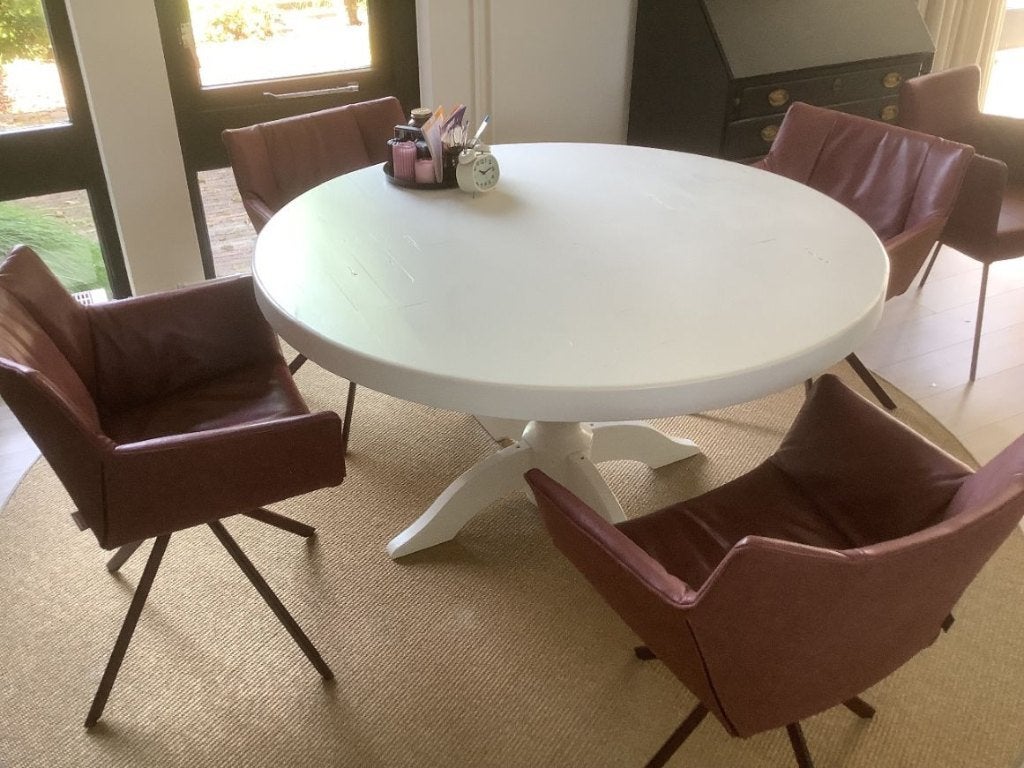 stoere en solide ronde tafel, Huis en Inrichting, Tafels | Eettafels, Gebruikt, 100 tot 150 cm, 100 tot 150 cm, Rond, Ophalen