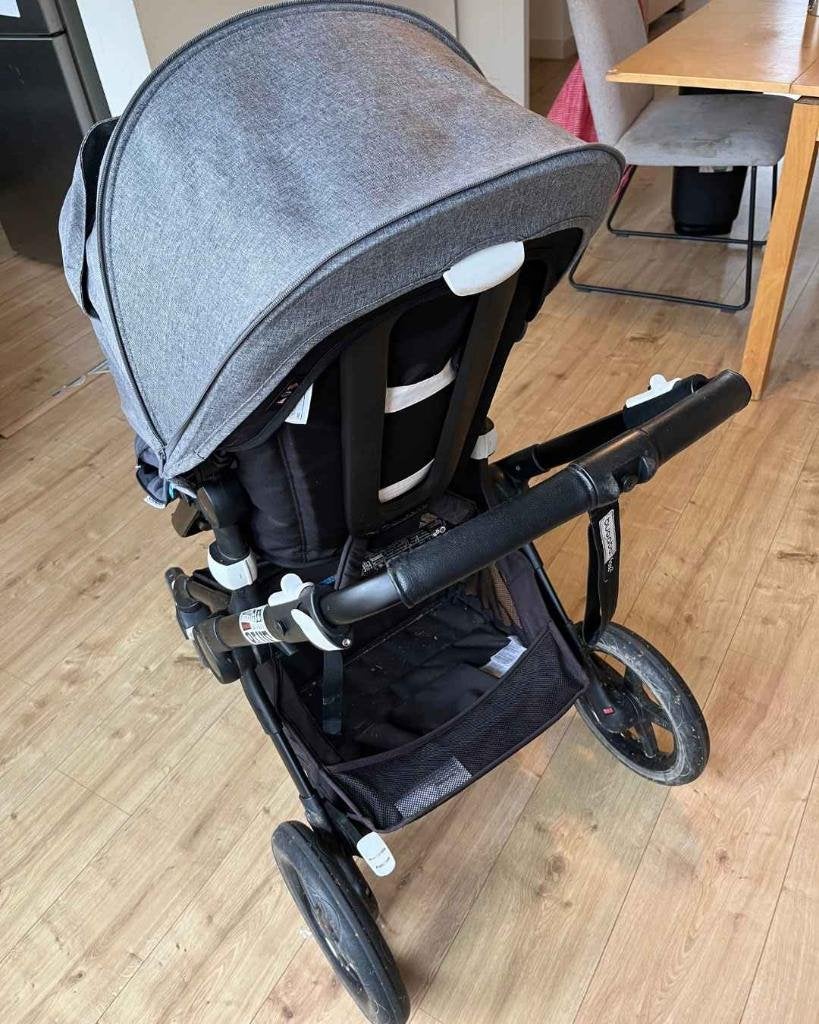 Bugaboo Fox 2 met Wieg en sterk Voetenzak, Ophalen, Zo goed als nieuw, Kinderwagen, Bugaboo