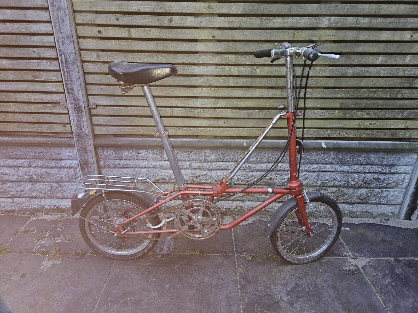 Handige opvouwbare vouwfiets - Ideaal voor woon-werkverkeer, Fietsen en Brommers, Fietsen | Vouwfietsen, Ophalen of Verzenden