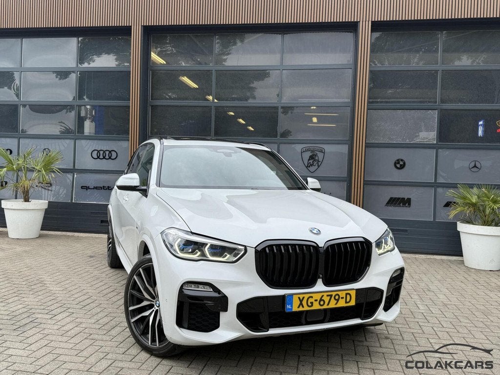 BMW X5 xDrive40i High|M-pakket|NAP|Pano|360|Trekh|Garantie!, Auto's, Automaat, Gebruikt, 7 stoelen, Bedrijf