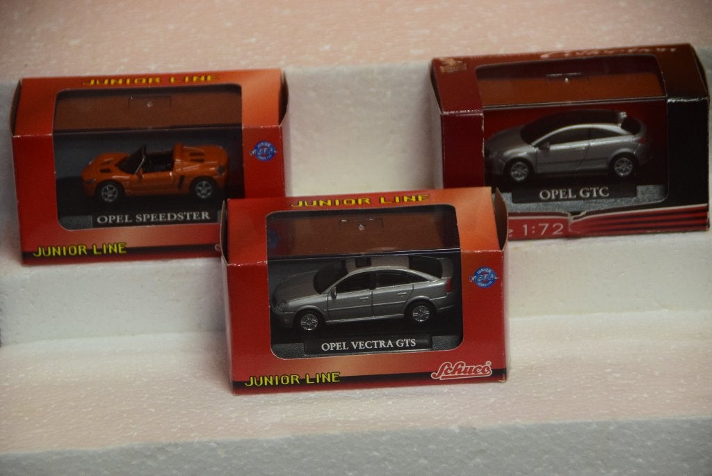 junior  line opruiming  van alles wat opels, Hobby en Vrije tijd, Modelauto's | Overige schalen, Ophalen of Verzenden, Nieuw, Auto