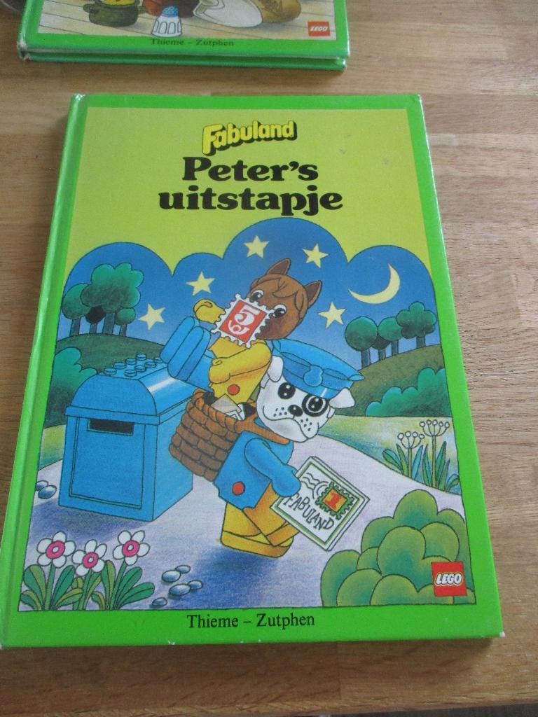 VINTAGE FABULAND BOEK PETER ''S UITSTAPJE, Kinderen en Baby's, Speelgoed | Duplo en Lego, Gebruikt, Overige thema's, Lego, Accessoire