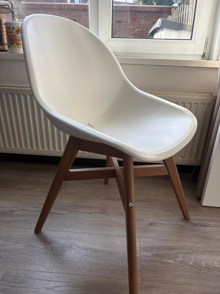 Ikea kuipstoel wit, Ophalen, Kunststof, Gebruikt, Wit