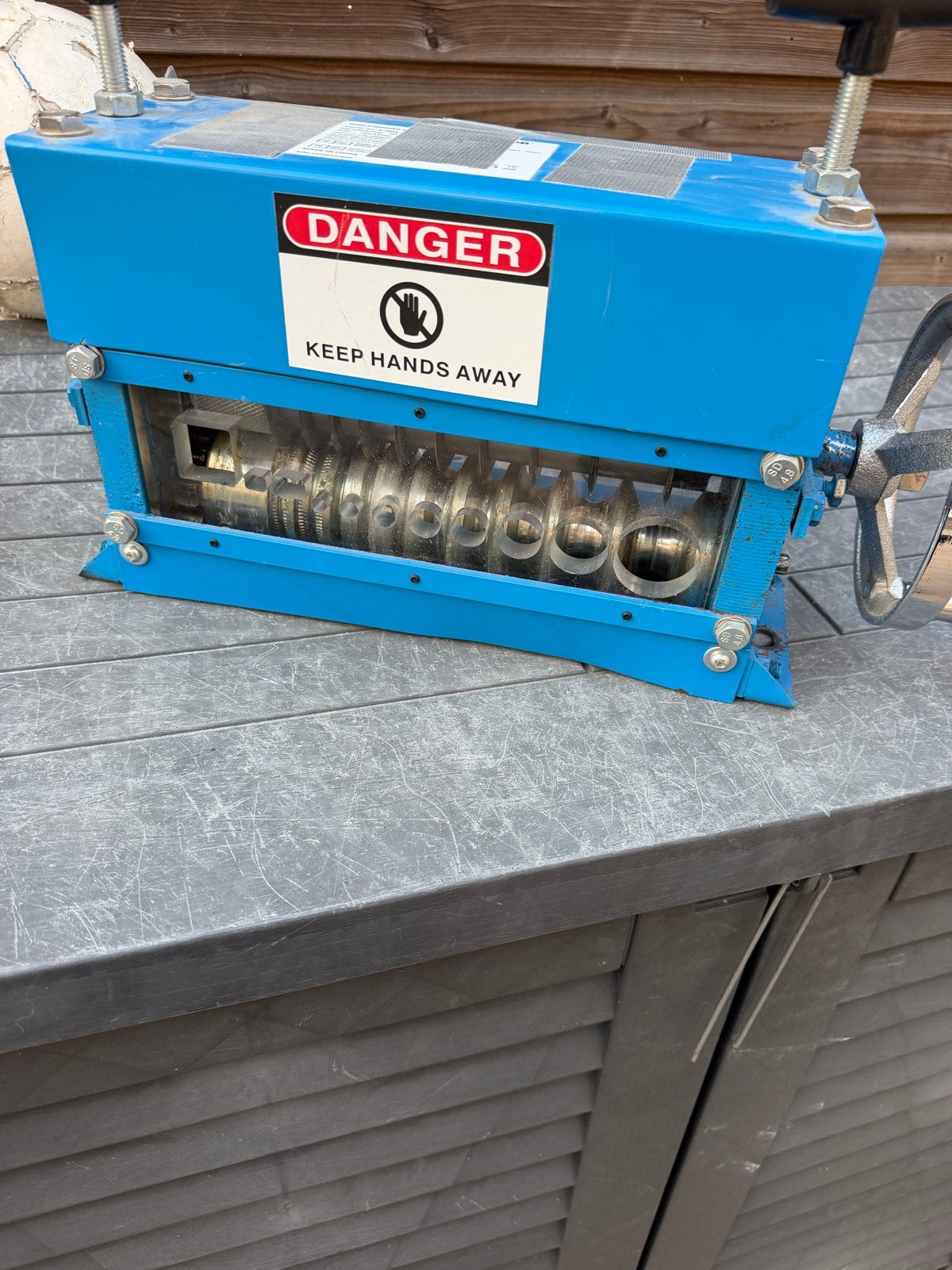 Kabelstrip machine, Ophalen, Gebruikt