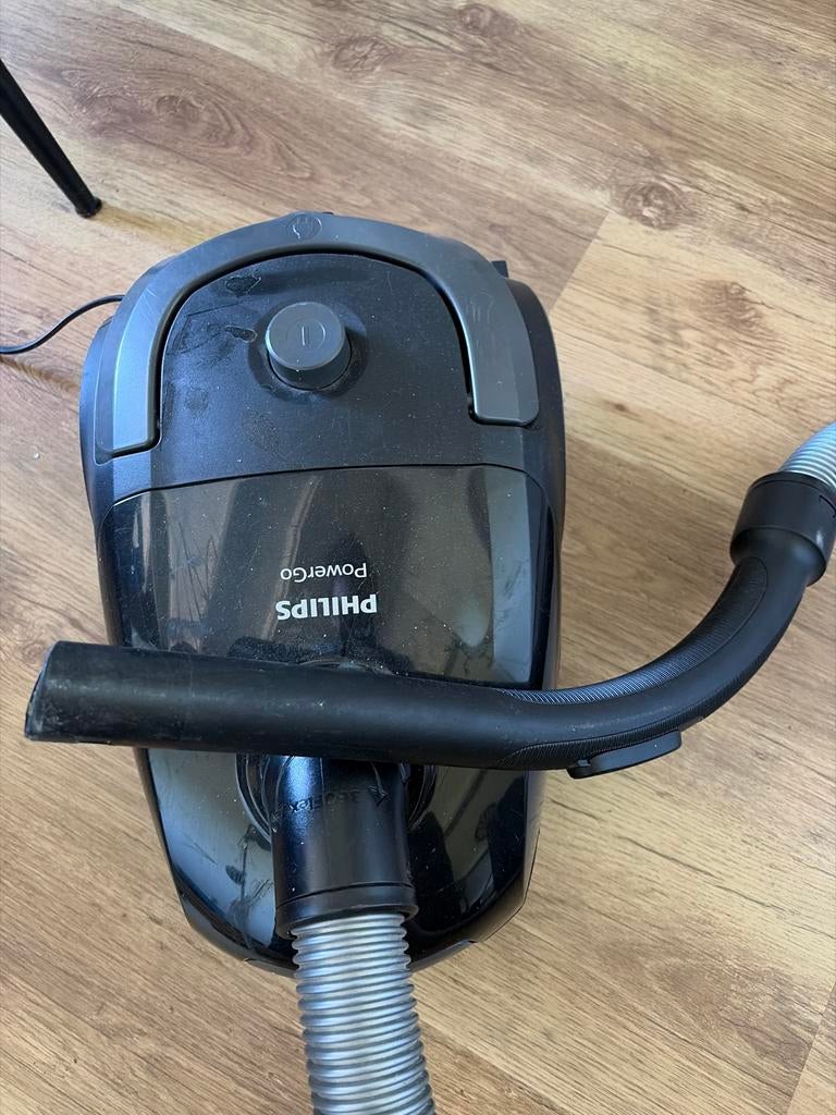 Philips PowerGo Stofzuiger - Compact en Krachtig, Ophalen of Verzenden, Gebruikt, Stofzak, 1600 tot 2000 watt