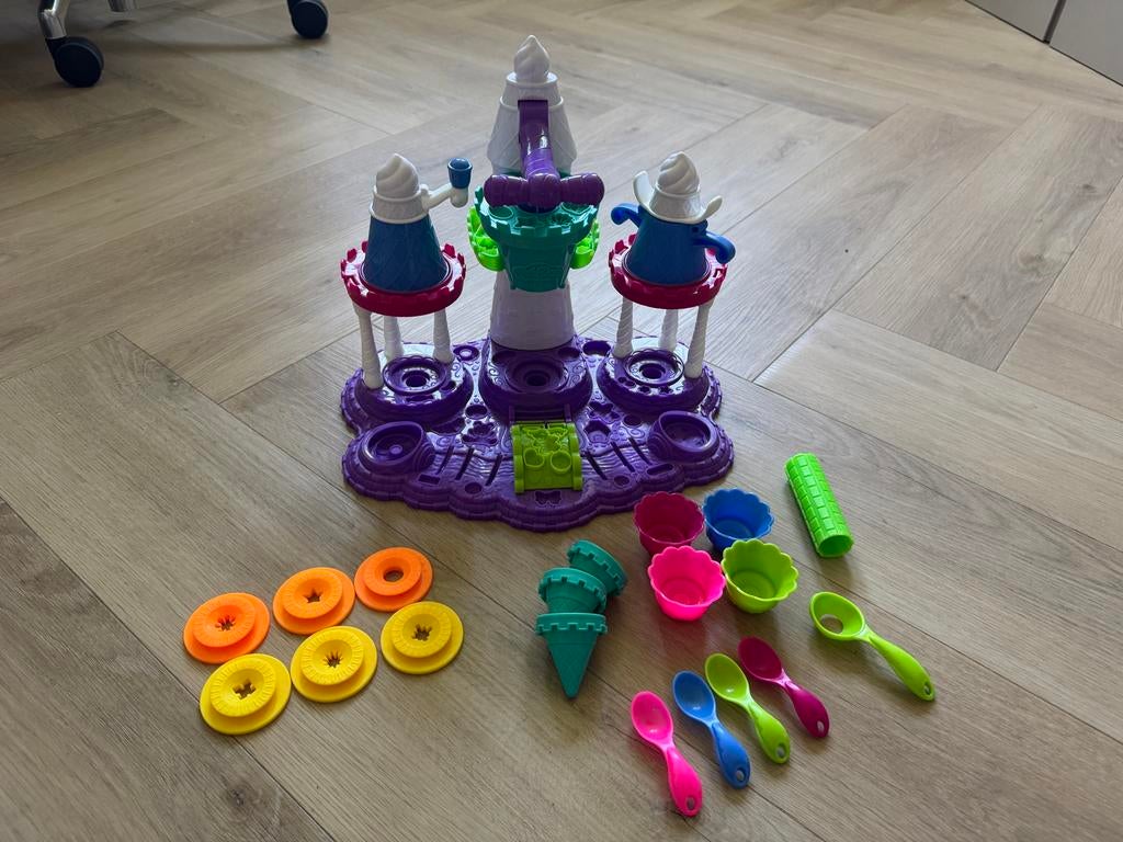 Play-Doh IJskasteel met accessoires, Ophalen, Gebruikt, Jongen of Meisje