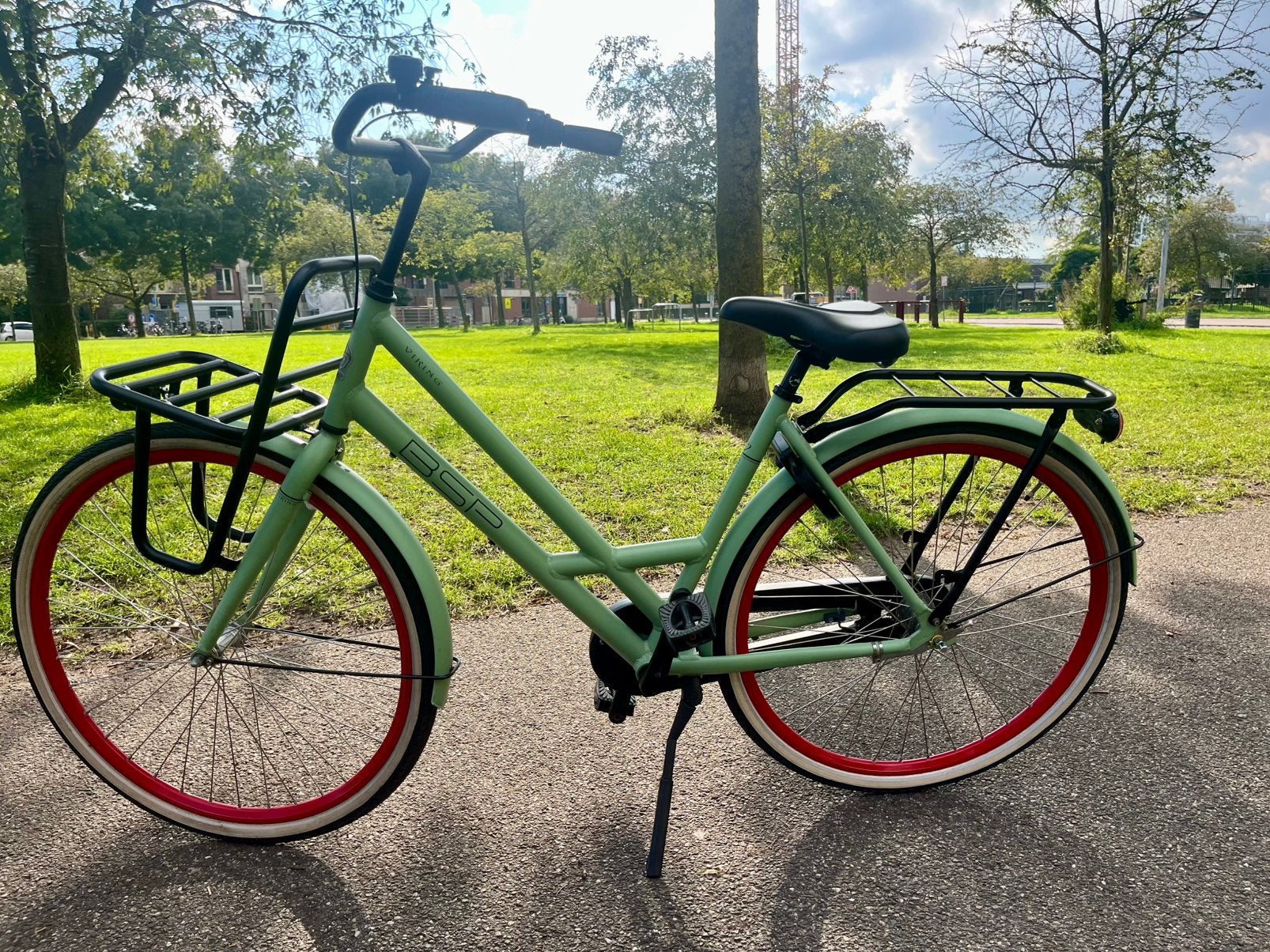 BSP dames transportfiets, Ophalen, Zo goed als nieuw, Terugtraprem, Versnellingen