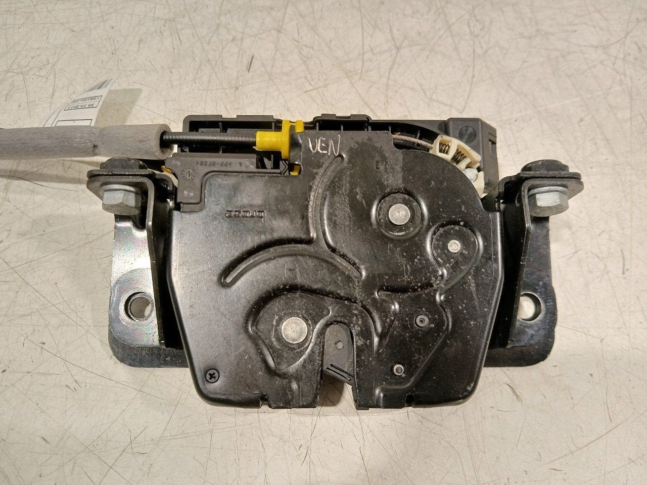 Slot mechaniek kofferdeksel achterklep elektrisch BMW 4 seri, Onderdelen@venauto.nl, Van der Ven Autorecycling B.V., Gebruikt